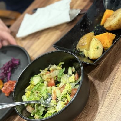 Kanoon Smoked Meat and Cafe by null