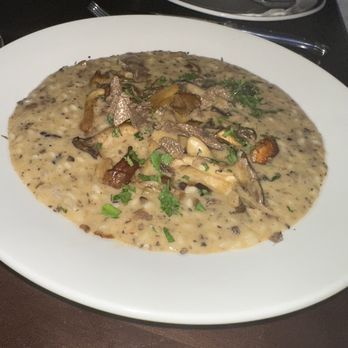 The Greggory - Cocktail Bars Near Me - South Barrington, Illinois