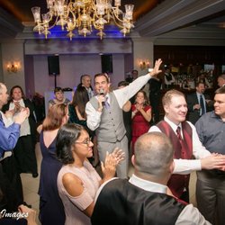 Elite DJ Entertainment - Making your wedding FUN!