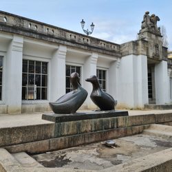 Rudolph-Wilde-Park - Cute sculptures.