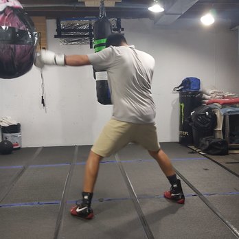 Flow Boxing Academy - Kickboxing Near Me - Aurora, Illinois
