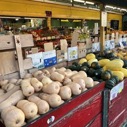 Dan's Farmers Market