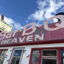 Bar-B-Q Heaven