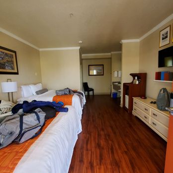 Monarch Valley Inn - Hotels Near Me - Marina, California Monarch Valley Inn - Hotels Near Me - Marina, California