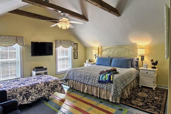 Glen Arbor Bed and Breakfast & Luxury Condos by null