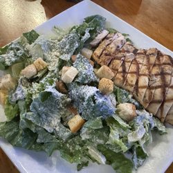 Austin's Bar & Grill - Caesar salad with grilled chicken