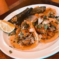El Coyote - El Pastor Taco really good cute place definitely worth coming