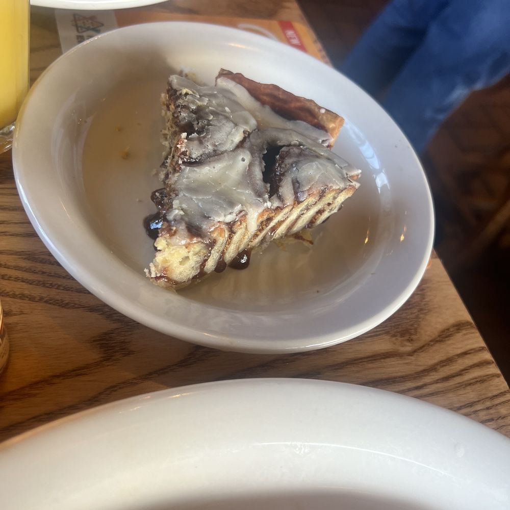 Cracker Barrel Old Country Store - Cinnamon roll pie slice - American Near Me - Mount Arlington, New Jersey