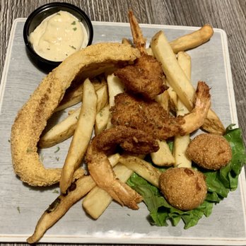 Captain Brad's Coastal Kitchen - Lunch special.  $10 - Seafood Near Me - Tomball, Texas