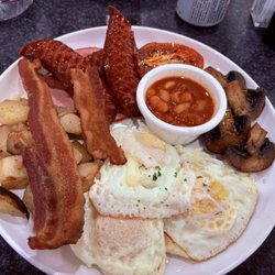 Chloe's Diner - Big breakfast - mushrooms are to die for - sooo good