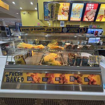 Wetzel's Pretzels - Pretzels Near Me - Manchester, Connecticut Wetzel's Pretzels - Pretzels Near Me - Manchester, Connecticut