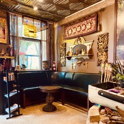 Si-Am Thai - Entrance/waiting area