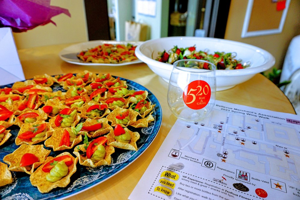 OLD BELLEVUE WINE WALK 33 Photos Bellevue Way NE & Main St