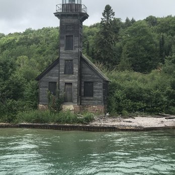Shipwreck Tours - Historic Lighthouse on Grand Island - Boating Near Me - Munising, Michigan Shipwreck Tours - Historic Lighthouse on Grand Island - Boating Near Me - Munising, Michigan