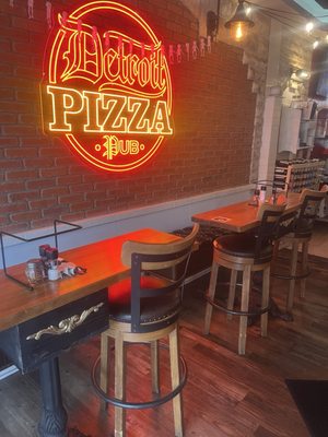 Detroit Pizza Pub by null