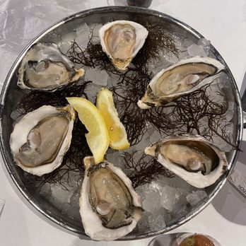 Kickin Kajun - Oysters come with tobacco and shoyu packets - Cajun/Creole Near Me - Kapolei, Hawaii