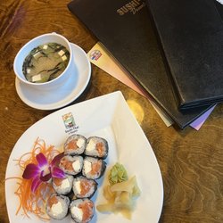 Sushi Thai Too - Happy hour J.B.Roll and Miso Soup