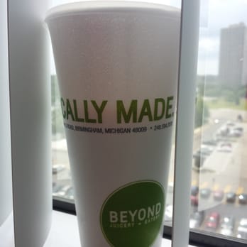 Beyond Juicery + Eatery - Juice Bars & Smoothies Near Me - Southfield, Michigan Beyond Juicery + Eatery - Juice Bars & Smoothies Near Me - Southfield, Michigan