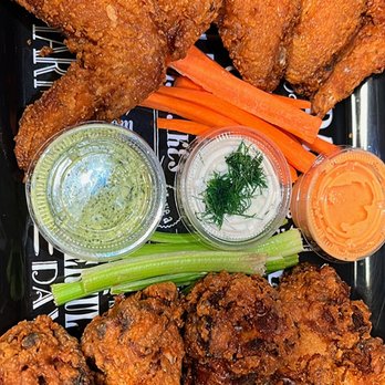 Guanbachi - Regular wings on the left and Cajun Fried Chicken on the right - Teppanyaki Near Me - South El Monte, California Guanbachi - Regular wings on the left and Cajun Fried Chicken on the right - Teppanyaki Near Me - South El Monte, California