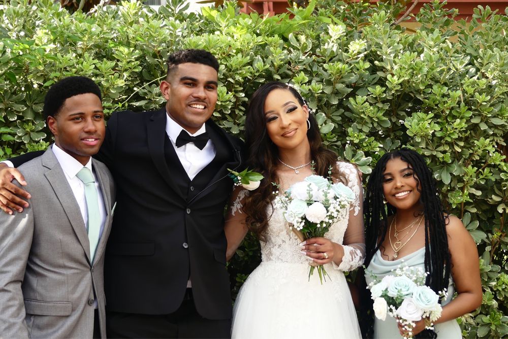 Kindred Beauty Bar Logo