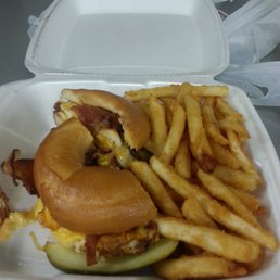 Bacon, egg and cheese on a bagel w. fries