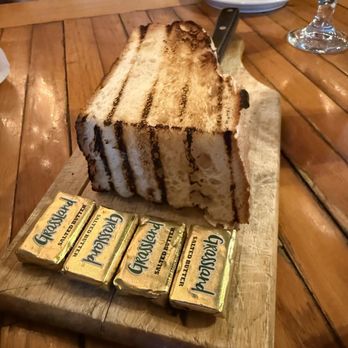 Al's Cafe & Creamery - Grilled bread with butter - Diners Near Me - Elgin, Illinois