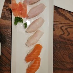 Mahi Sushi - Super fresh sushi - hamachi, Escolar, and salmon