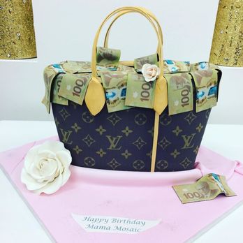 C2A by Afrococo - Money Bag - Custom Cakes Near Me - Oakville, Ontario