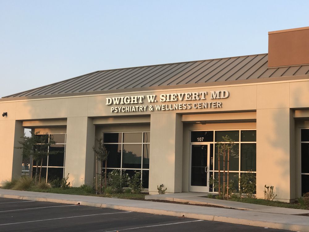 SIEVERT W DWIGHT, MD Updated October 2024 26 Reviews 7766 N Palm