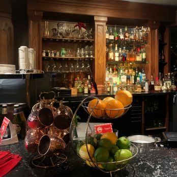 Nonno's Ristorante - Gorgeous bar with beautiful woodwork. - Italian Near Me - Murrieta, California Nonno's Ristorante - Gorgeous bar with beautiful woodwork. - Italian Near Me - Murrieta, California