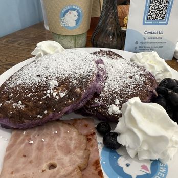 Sweet Manoa Cafe & Bistro - Ube soufflé pancake with ham. Lavender Cloud Matcha. - Coffee & Tea Near Me - Honolulu, Hawaii