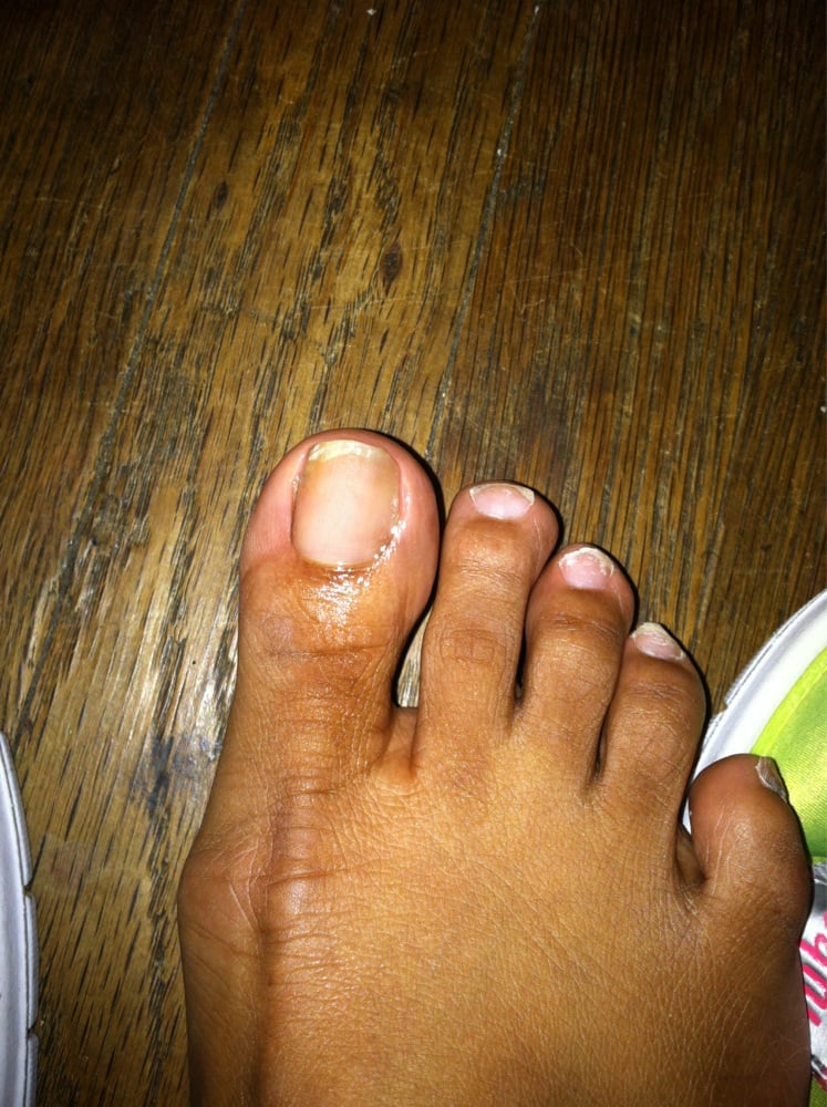 NEW WORLD NAILS Updated October 2024 1999 Jerome Ave, Bronx, New