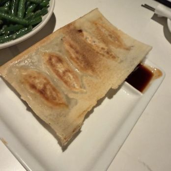 Din Tai Fung - Shrimp & Kurobuta Pork Potstickers - Taiwanese Near Me - Bellevue, Washington Din Tai Fung - Shrimp & Kurobuta Pork Potstickers - Taiwanese Near Me - Bellevue, Washington