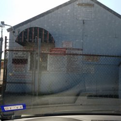 Houston Auto Storage - Business location.. this is on a street where there are many industrial types businesses