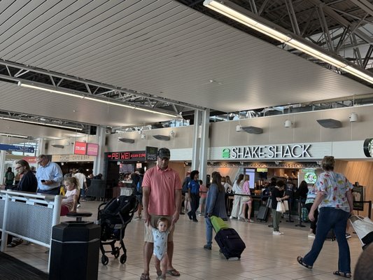 St. Louis Lambert International Airport by null