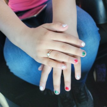 L'Posh Nails - Gel manicure by John - Nail Salons Near Me - Gilbert, Arizona