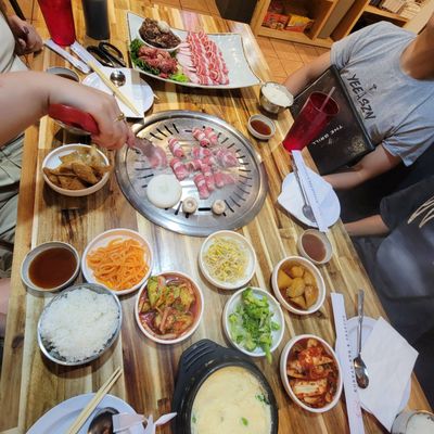 The Grill by null