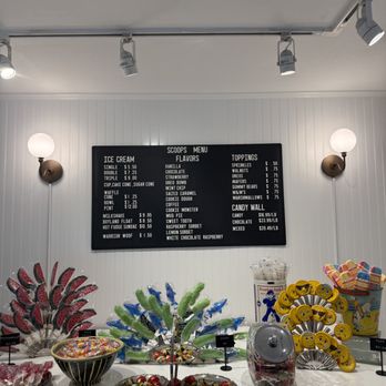 Scoops - Candy Stores Near Me - Wilton, Connecticut Scoops - Candy Stores Near Me - Wilton, Connecticut