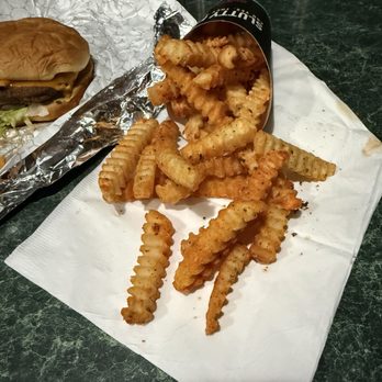 Slutty Vegan - Overly seasoned crinkle cut French fries - Vegan Near Me - Brooklyn, New York Slutty Vegan - Overly seasoned crinkle cut French fries - Vegan Near Me - Brooklyn, New York