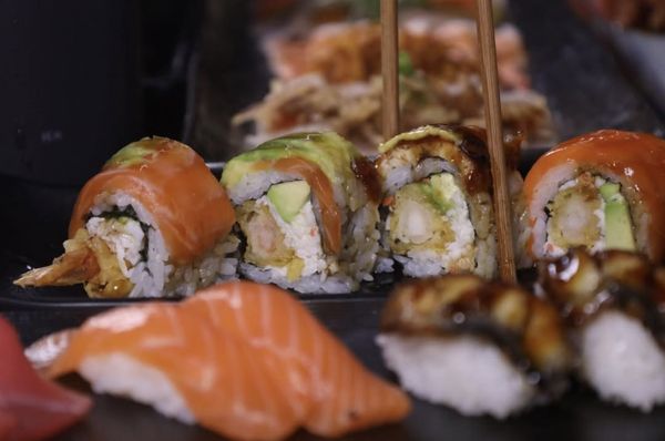 Kan Sushi by null