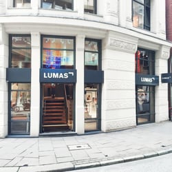 Lumas