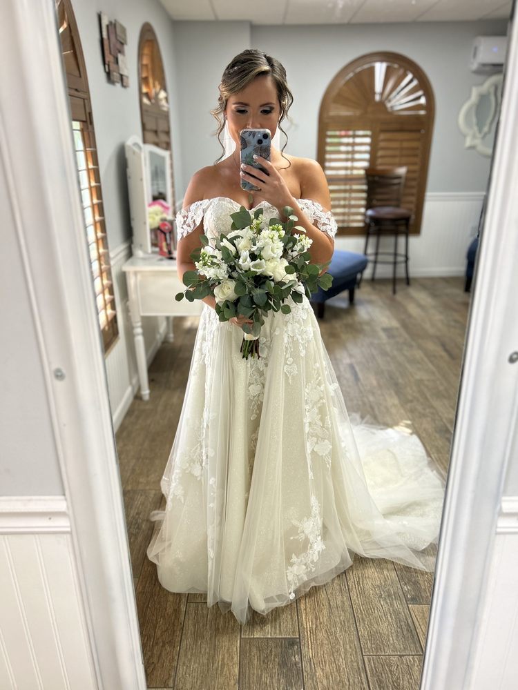 DESIGNS OF THE TIMES FLORIST Updated September 2024 60 Photos & 26