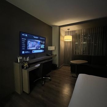 Seattle Marriott Bellevue - Hotels Near Me - Bellevue, Washington