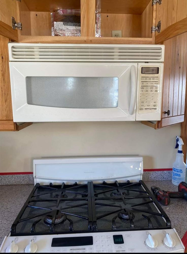 Slide of Chris Stewart Handyman