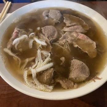 Pho Triple 3 - Pho with rear beef, flank, tendon, tripe and beef balls (large, no greens/onions, $14) - Vietnamese Near Me - Langley, British Columbia