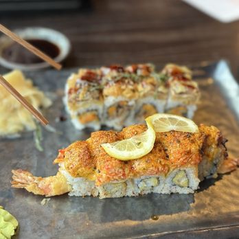 Blue Sushi Sake Grill - Thriller roll my fav - Sushi Bars Near Me - Lexington, Kentucky