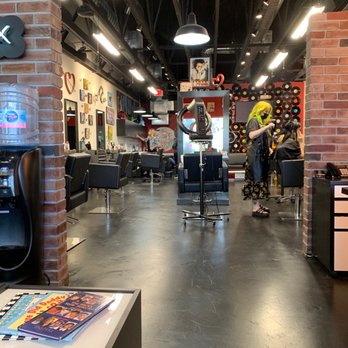 Salon Mixx - Great first impression.  So friendly. - Hair Salons Near Me - Davie, Florida
