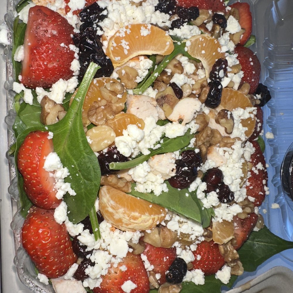 Chicken Strawberry and Feta Cheese Salad Chicken Strawberry and Feta Cheese Salad