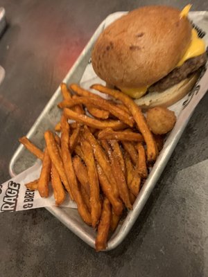 Sickies Garage Burgers & Brews by null