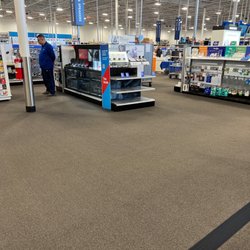 Best Buy - East Brunswick
